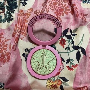 BRAND NEW JEFFREE STAR SUPREME FROST HIGHLIGHTER IN SHADE - MONEY HONEY